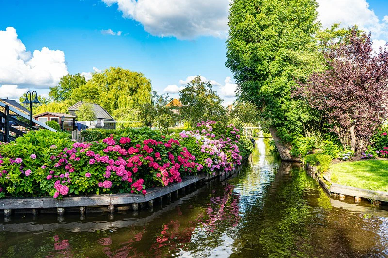 lang-giethoorn-2-1696835804.jpg