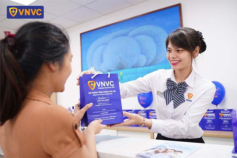 Hệ thống tiêm chủng VNVC bùng nổ ưu đãi giá vắc xin lớn nhất năm!