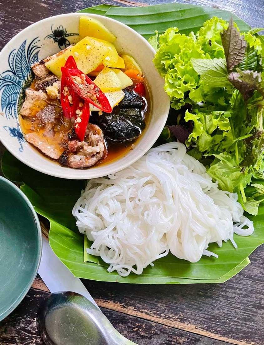 quán bún chả ngon ở sài gòn