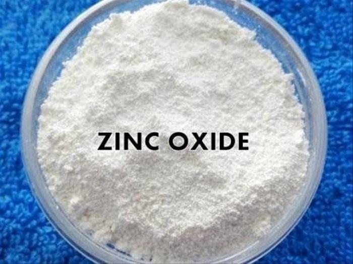 Zinc Oxide công thức hóa học là ZnO