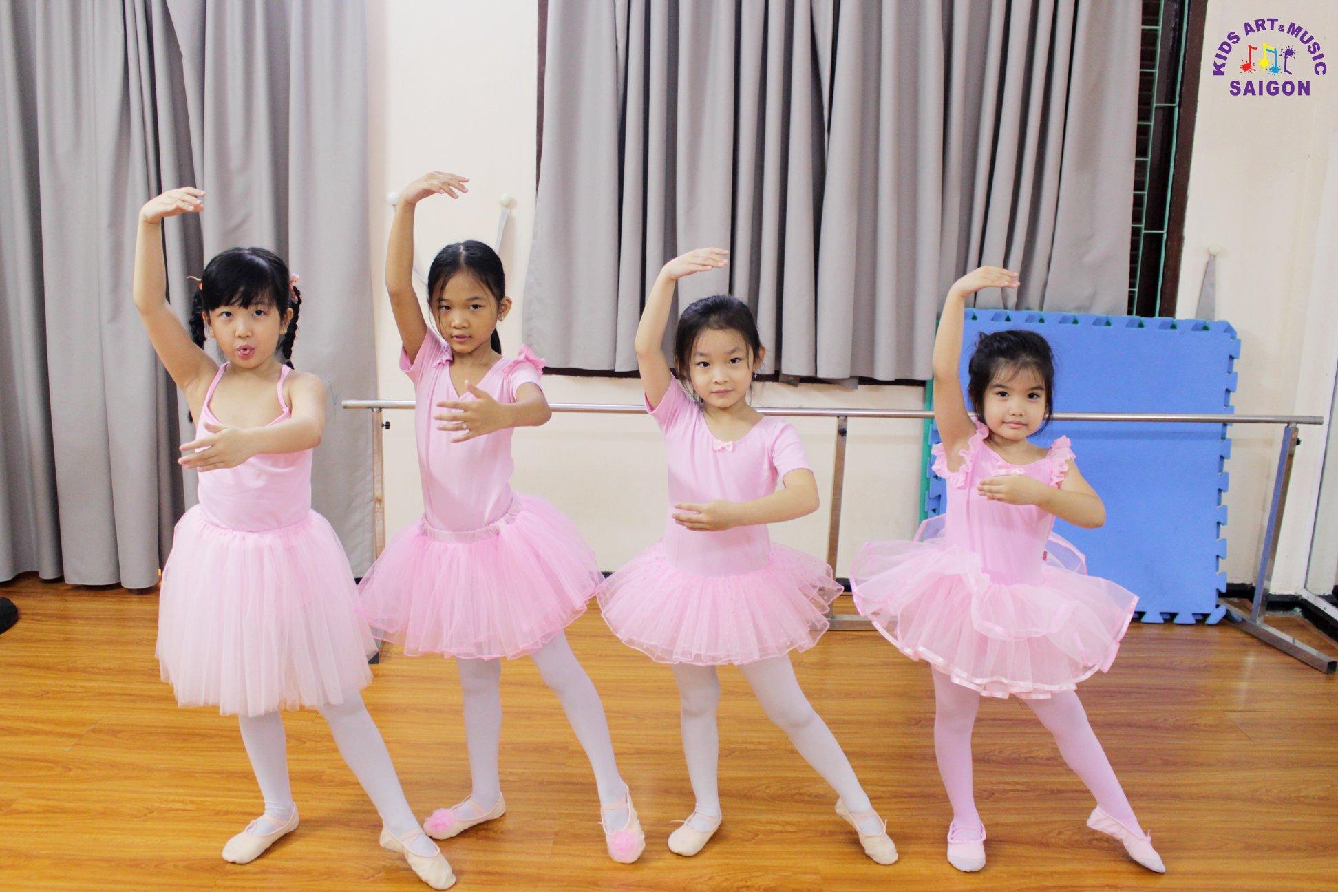 Ballet là gì? Ưu, nhược điểm của múa ballet là gì?