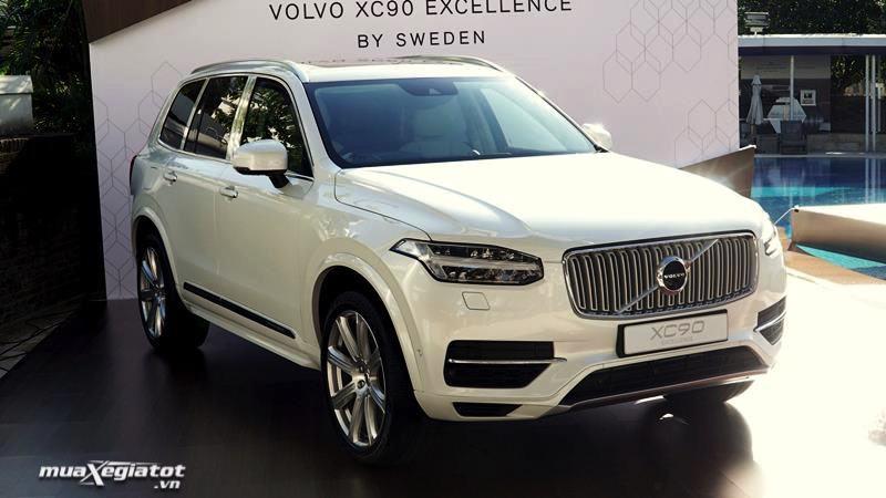 Volvo XC90 T8 Excellence 2024: Chi tiết thông số xe và giá bán mới nhất