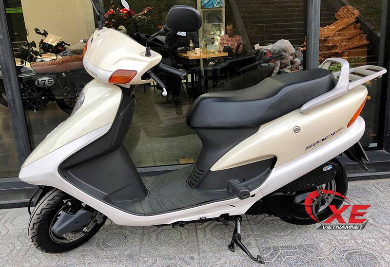 Honda Spacy 12 năm tuổi giá 175 triệu, gấp đôi SH