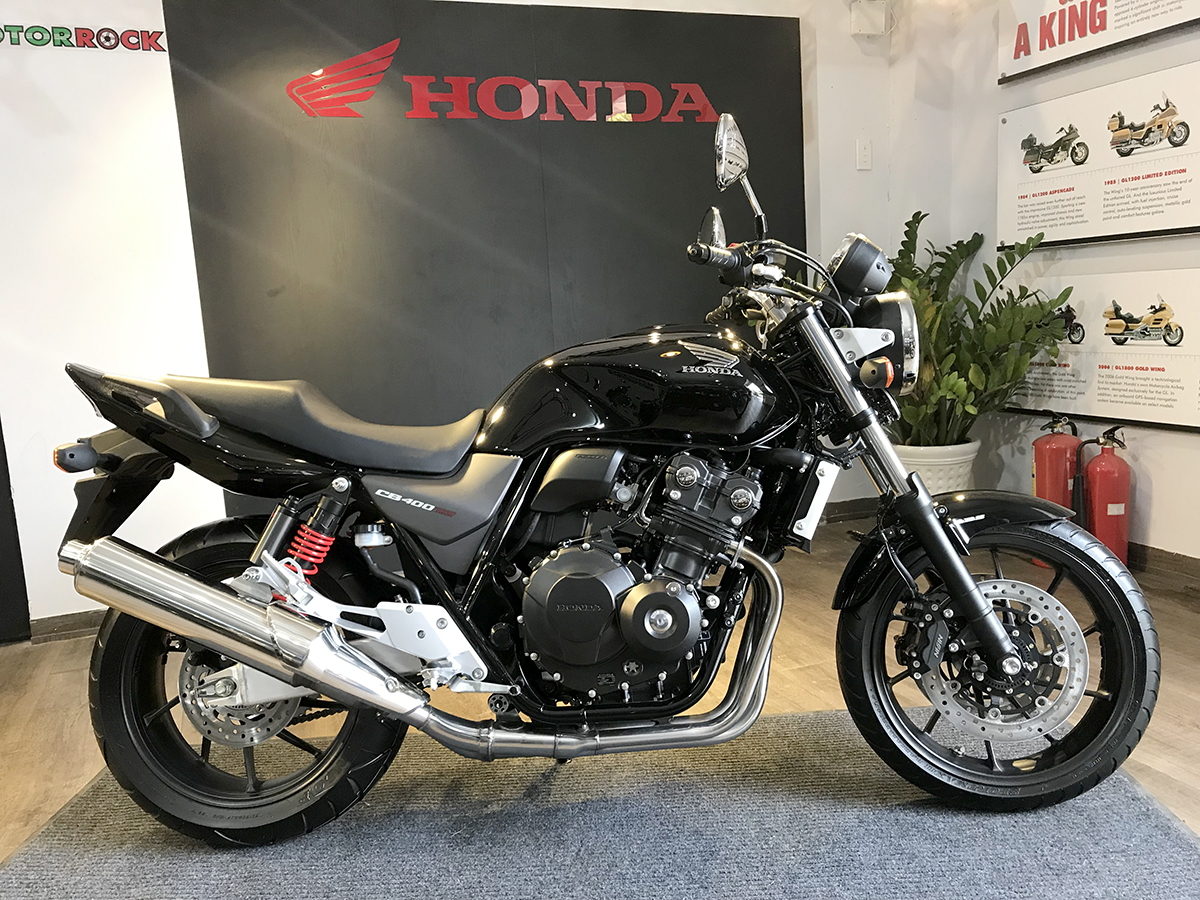 CB400SF 2019