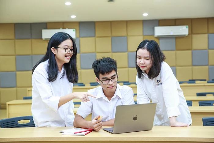 Môn Toán đang được nhiều trường đại học chọn làm tổ hợp môn tuyển sinh. (Ảnh minh họa)